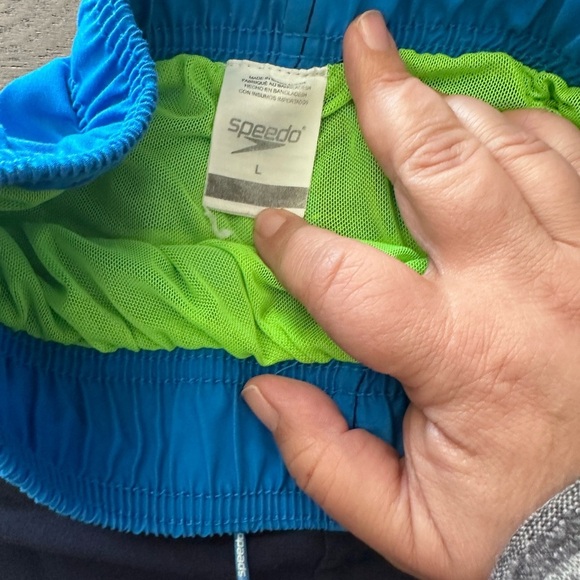 Speedo Boys Large swim trunks - Picture 3 of 3